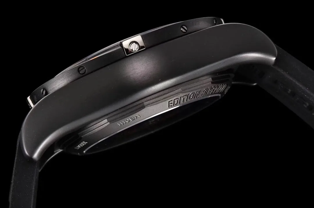 Chronomat 44 Fashion Watch - BR037