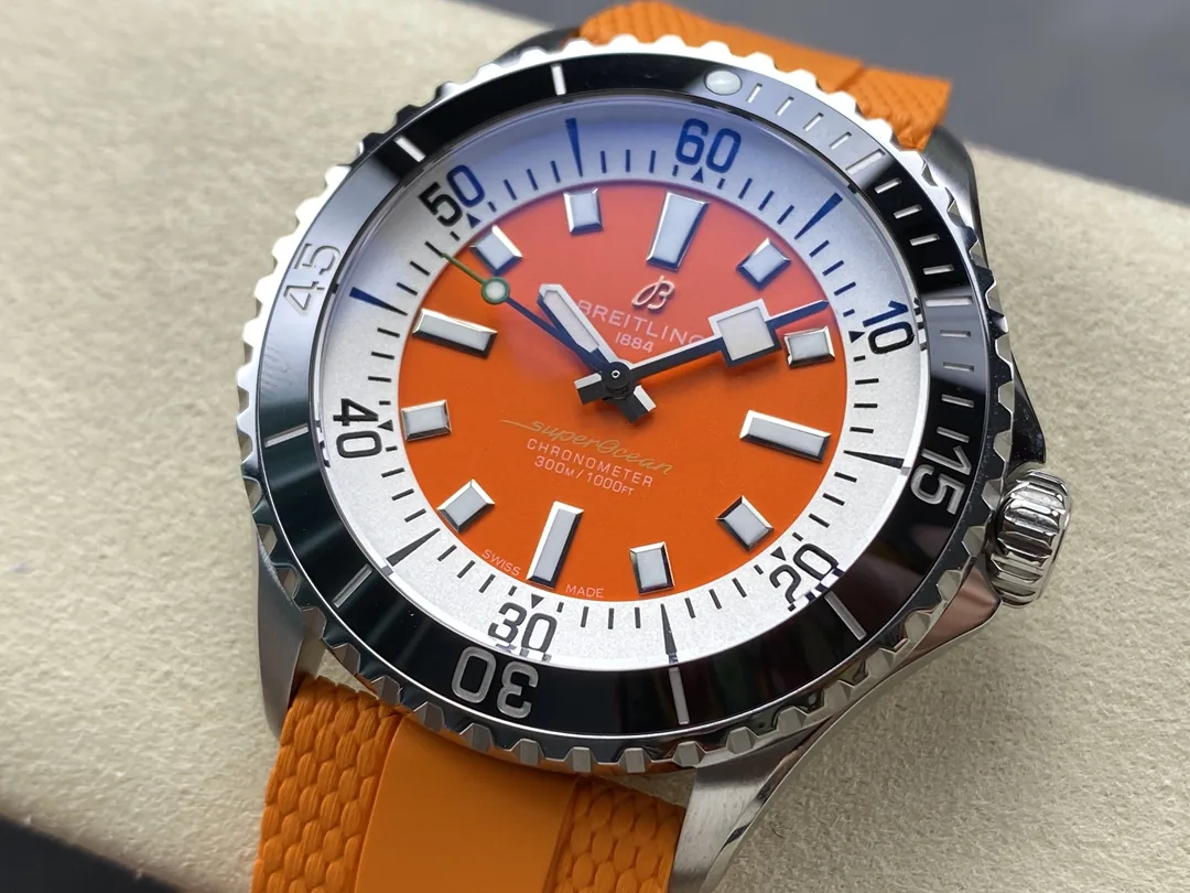 High-Quality Swiss Breitling Superocean A17376 Replica Watch – Bold Orange Dial, Black Ceramic Bezel, Sporty Rubber Strap