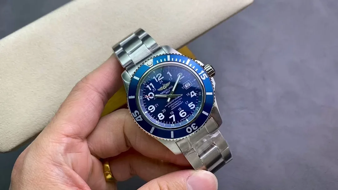 High-End Swiss Breitling Superocean II A17392D81C1A1 Replica Watch – 44mm Stainless Steel Case, Gun Blue Dial