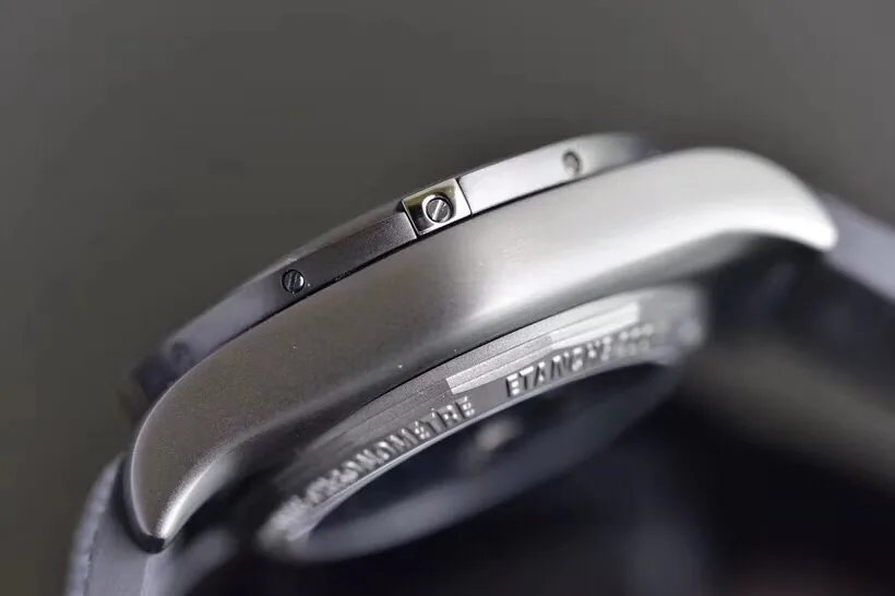 Chronomat 44 Fashion Watch - BR038