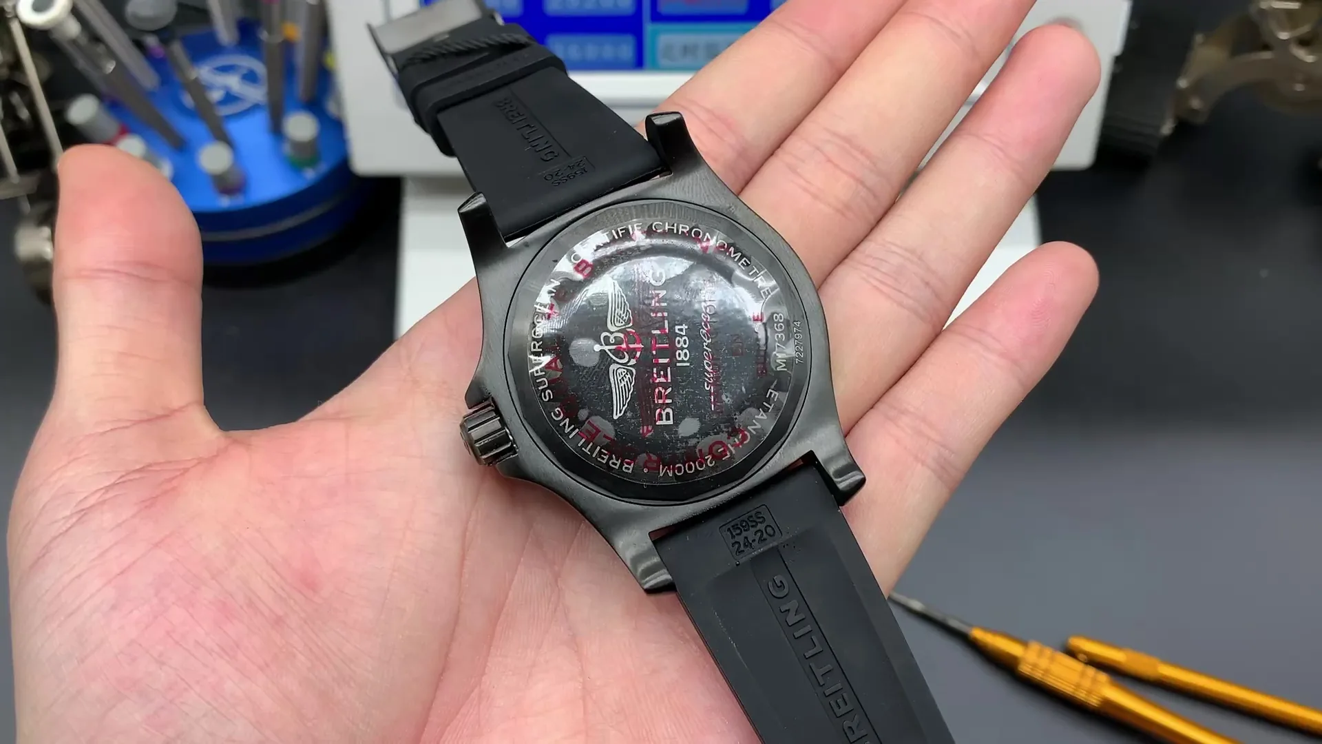 Luxury Breitling SuperOcean M17368B71B1S1 Replica Swiss 46mm Watch – High-Quality Black Steel Case & Rubber Strap
