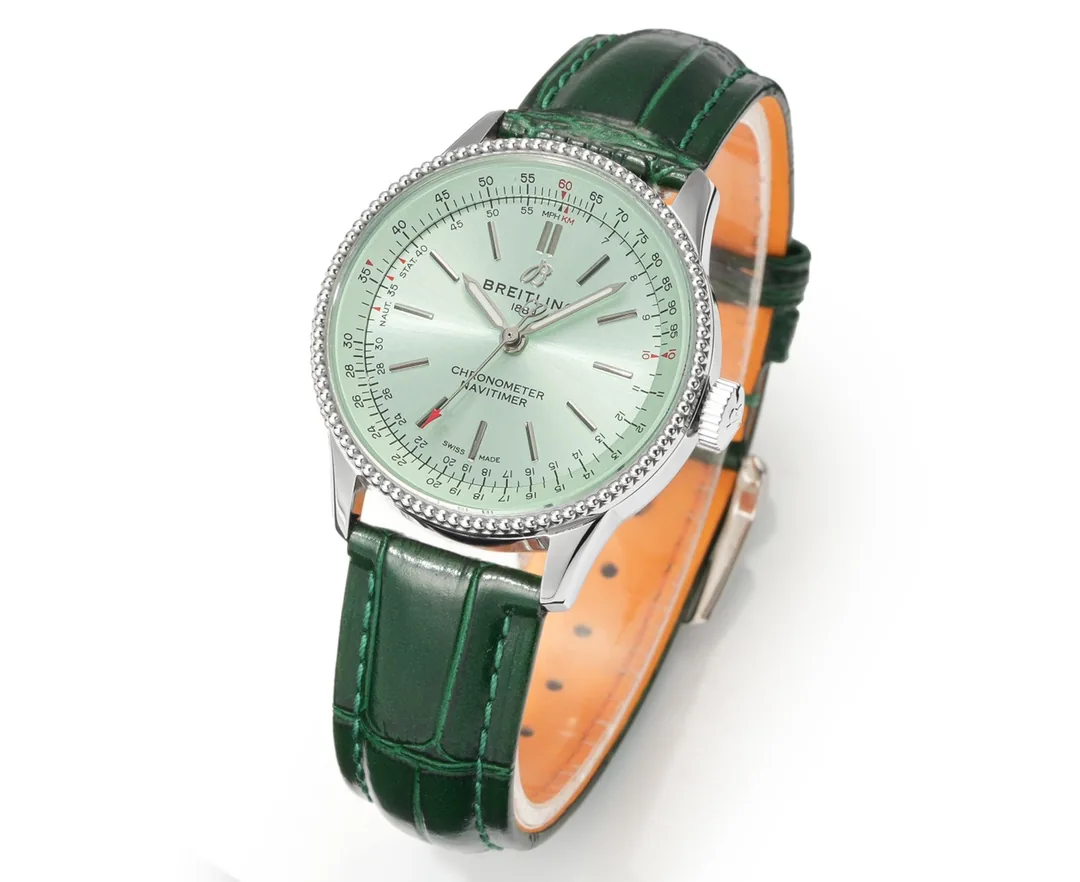 Elegant Swiss Breitling Navitimer A17395 Replica Ladies Watch – Green Dial, Beaded Bezel, Premium Leather Strap