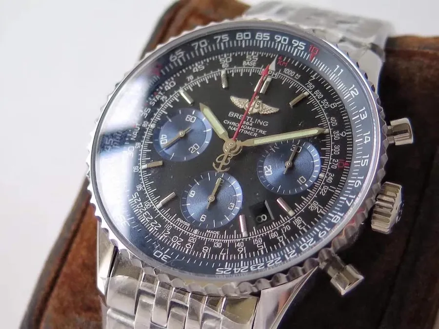 Luxury Breitling Navitimer AB012116/BE09 Replica Men’s 43mm Watch – Stainless Steel Case & Bracelet