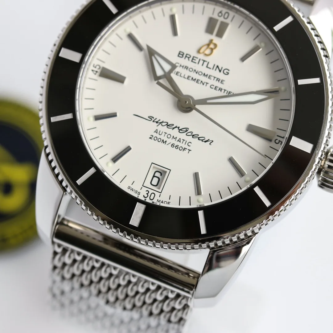 Best Swiss Breitling Superocean Heritage A17320 Replica White Dial 46mm Watch – Classic Dive Style