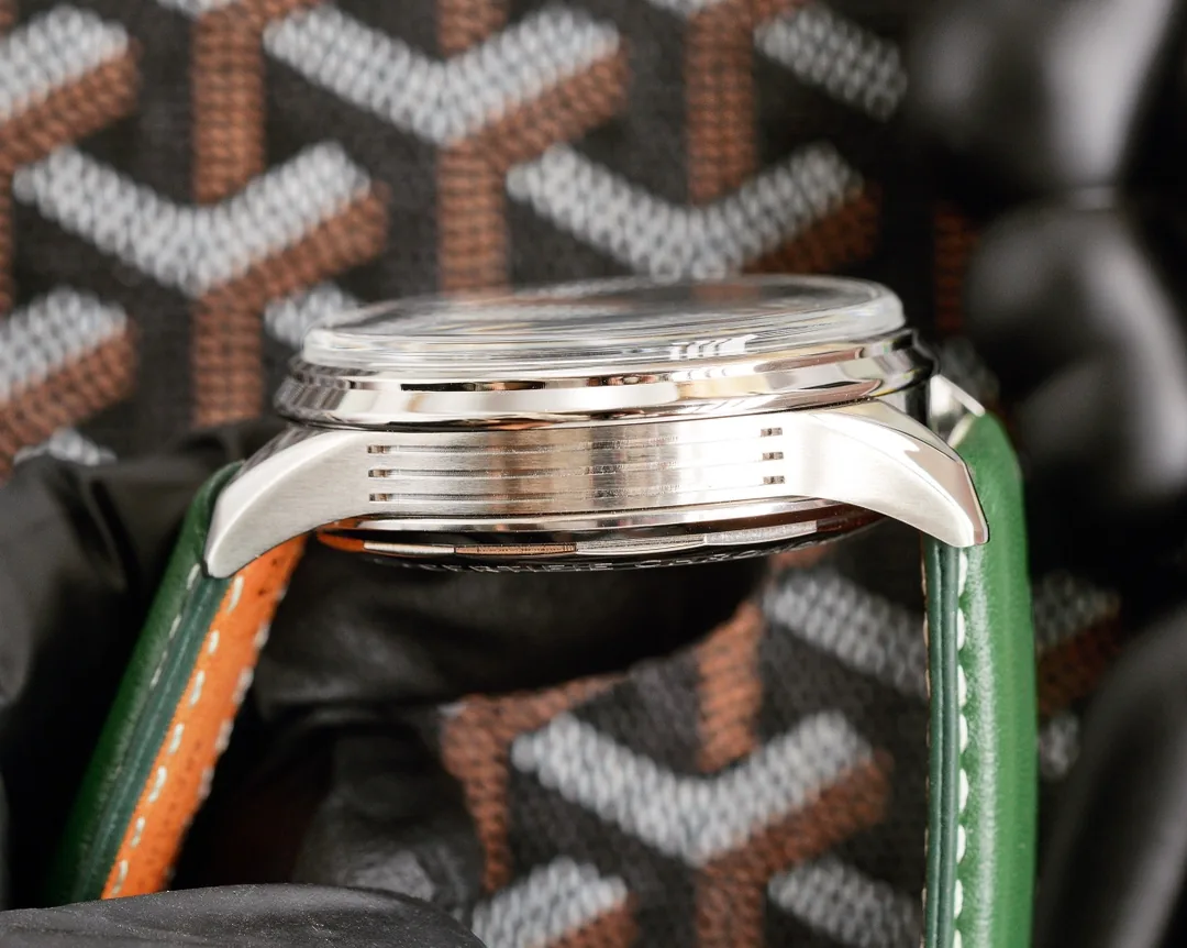 Swiss Breitling Premier A13315 Replica Watch – Elegant Green Dial, Stainless Steel Case, Green Leather Strap