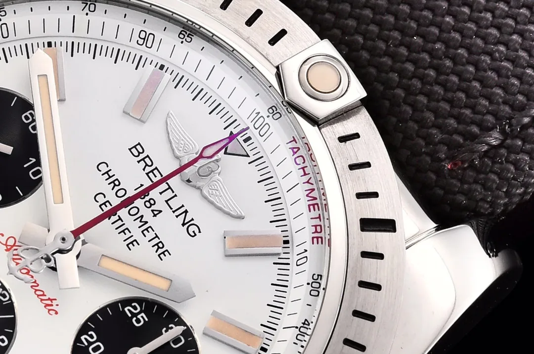 High-End Swiss Breitling Chronomat 44 AB01154G/G786 Replica 30th Anniversary Men’s Watch – Luxurious Sierra Silver Dial