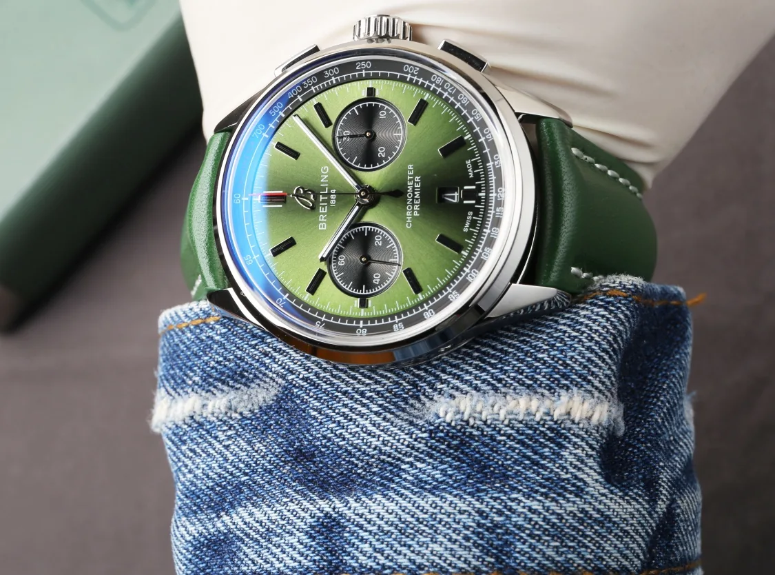 Premium Replica Breitling Premier B01 AB0118221L1P1 Watch – 42mm Green Dial, Vintage-Inspired Design, Green Leather Strap