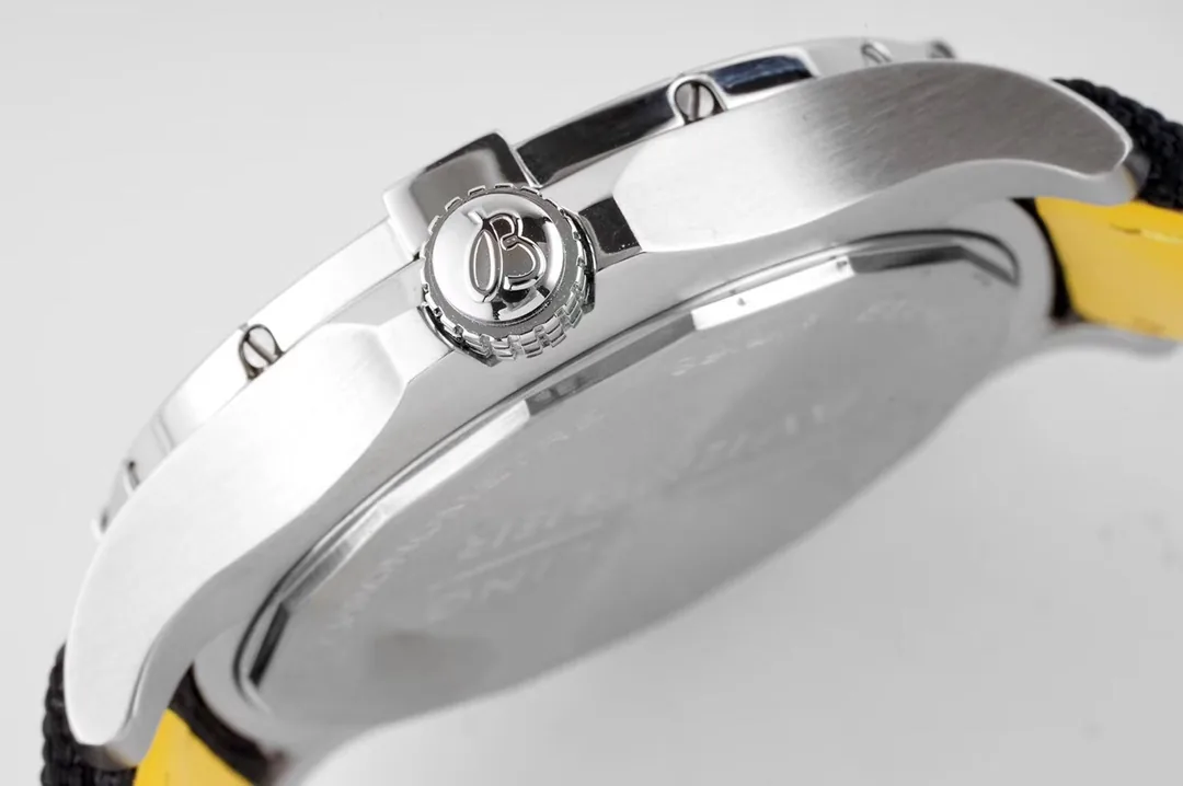Avenger Seawolf Fashion Watch - BR024