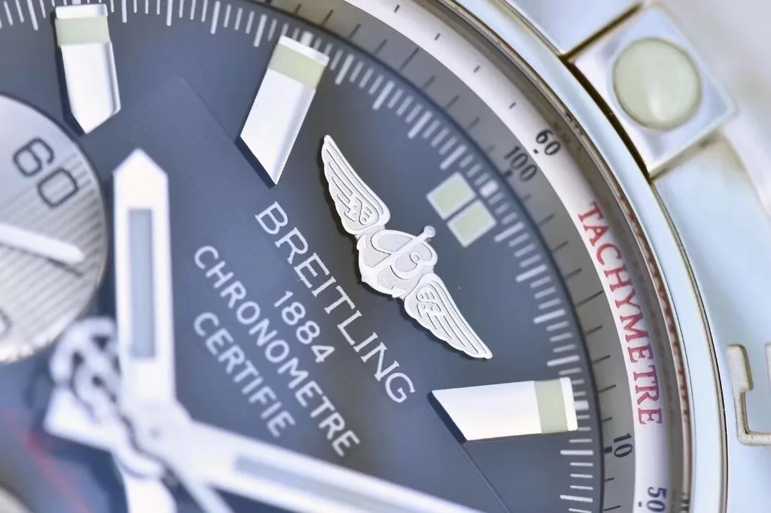 Chronomat 44 Fashion Watch - BR042