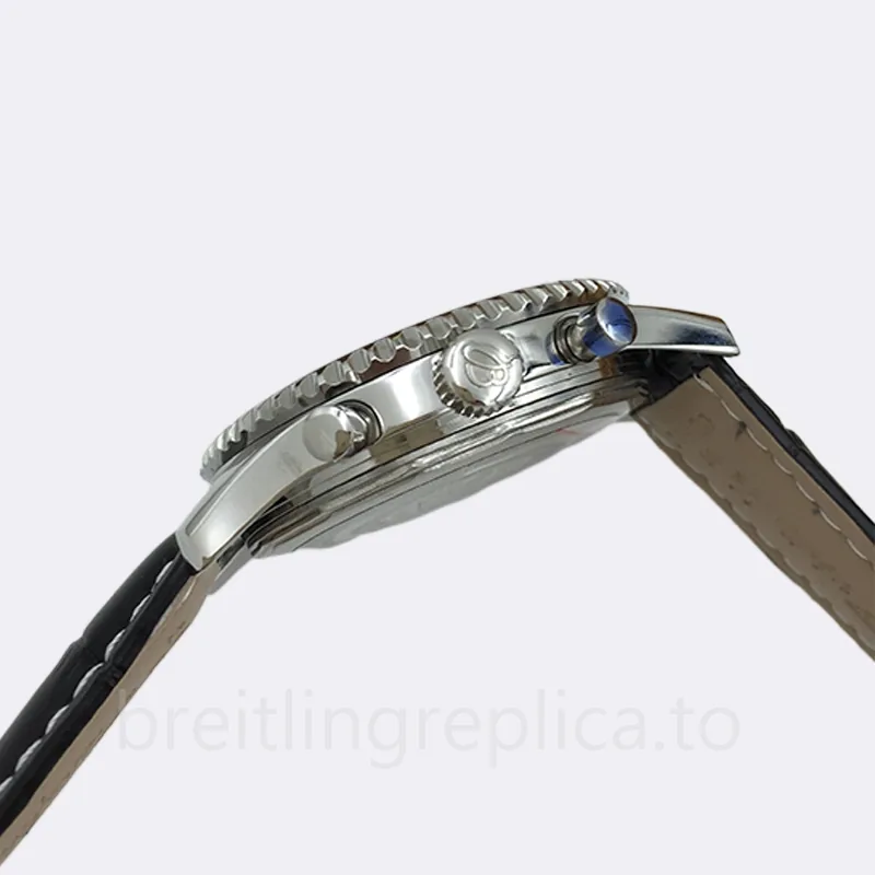 Breitling Navitimer Men's 46mm AB012012.BB02 Silver-tone